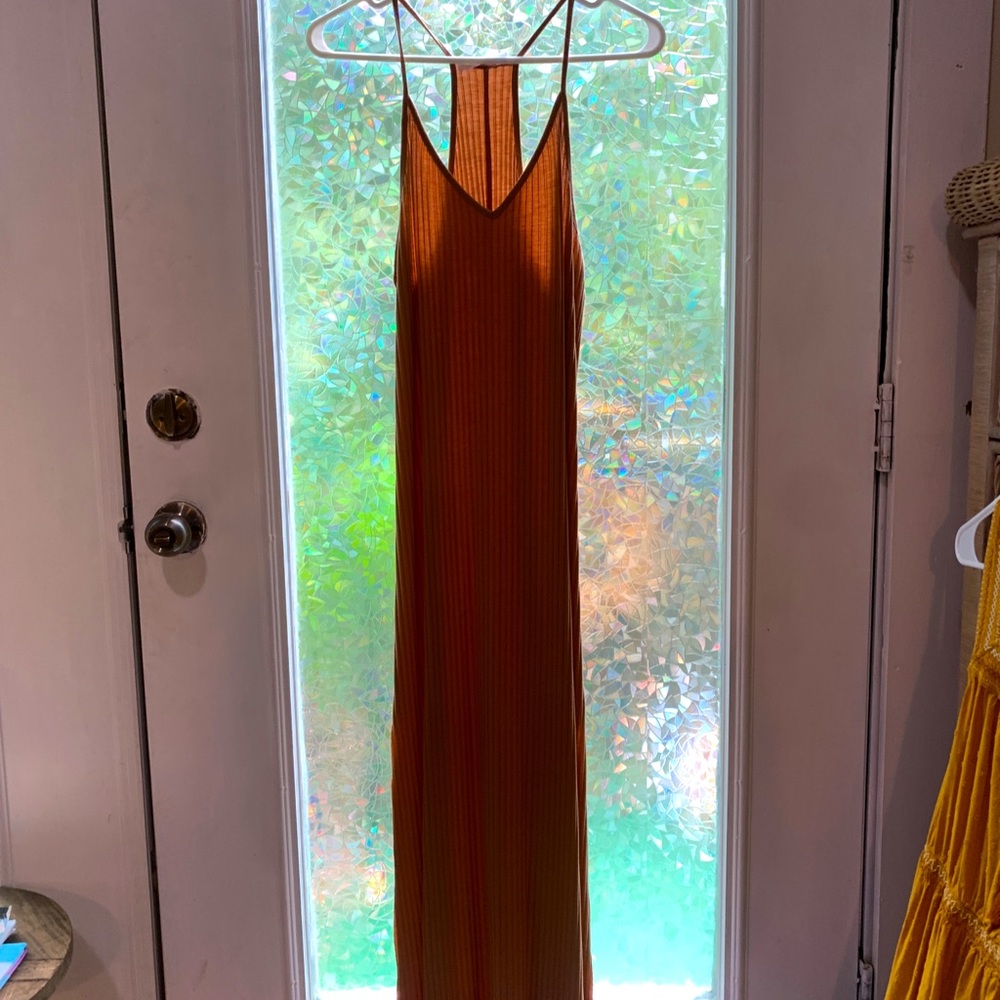 Maxi dress with slits